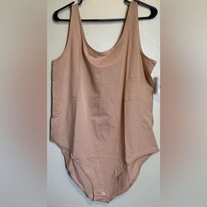 GAP Scoopneck Bodysuit